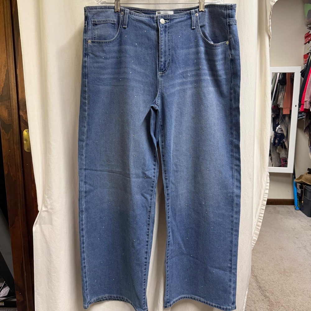 No Boundaries Womens Rhinestone Wide Leg Jeans Medium Wash Blue XL 16-18